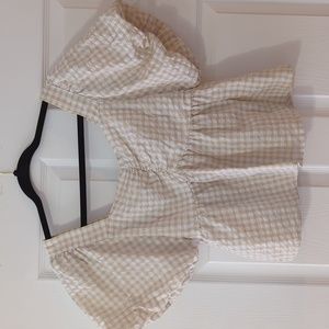 Old Navy puff sleeve top size small